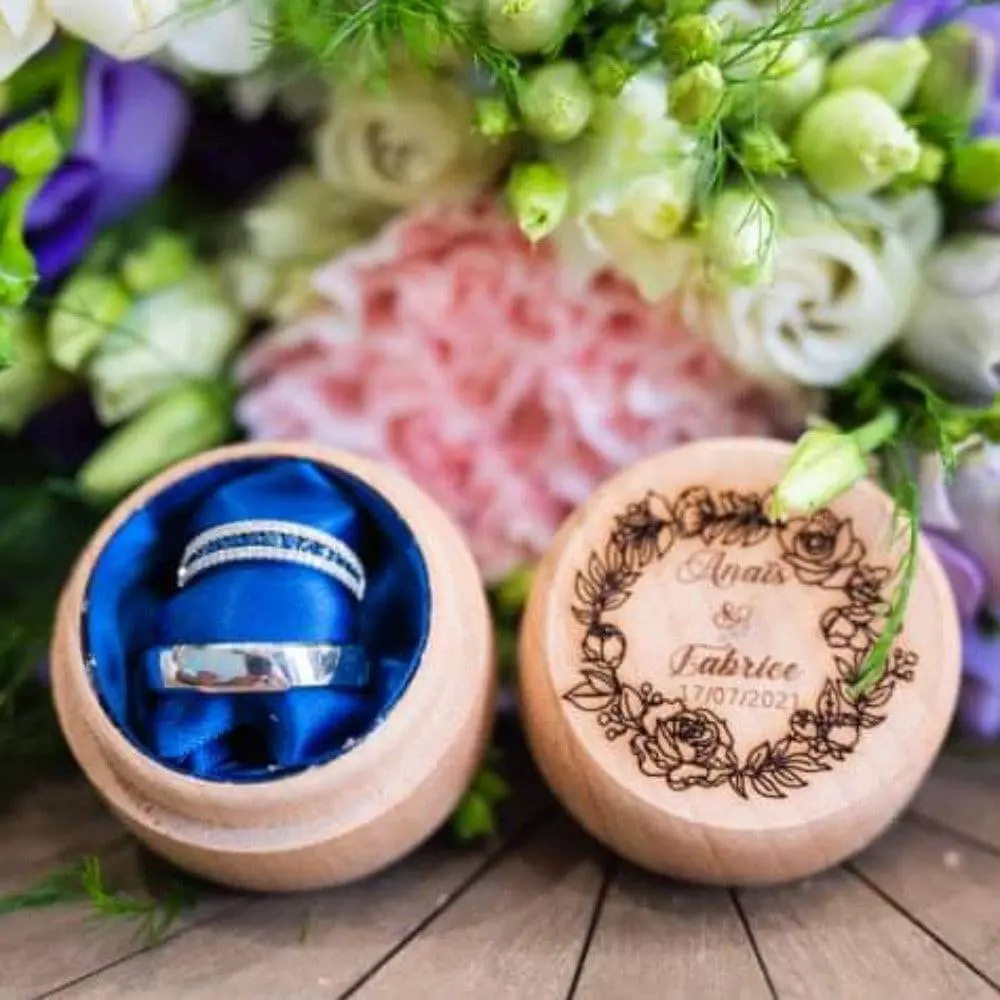 💍 Boîte à alliances personnalisée en bois – Souvenir unique et élégant pour votre mariage
